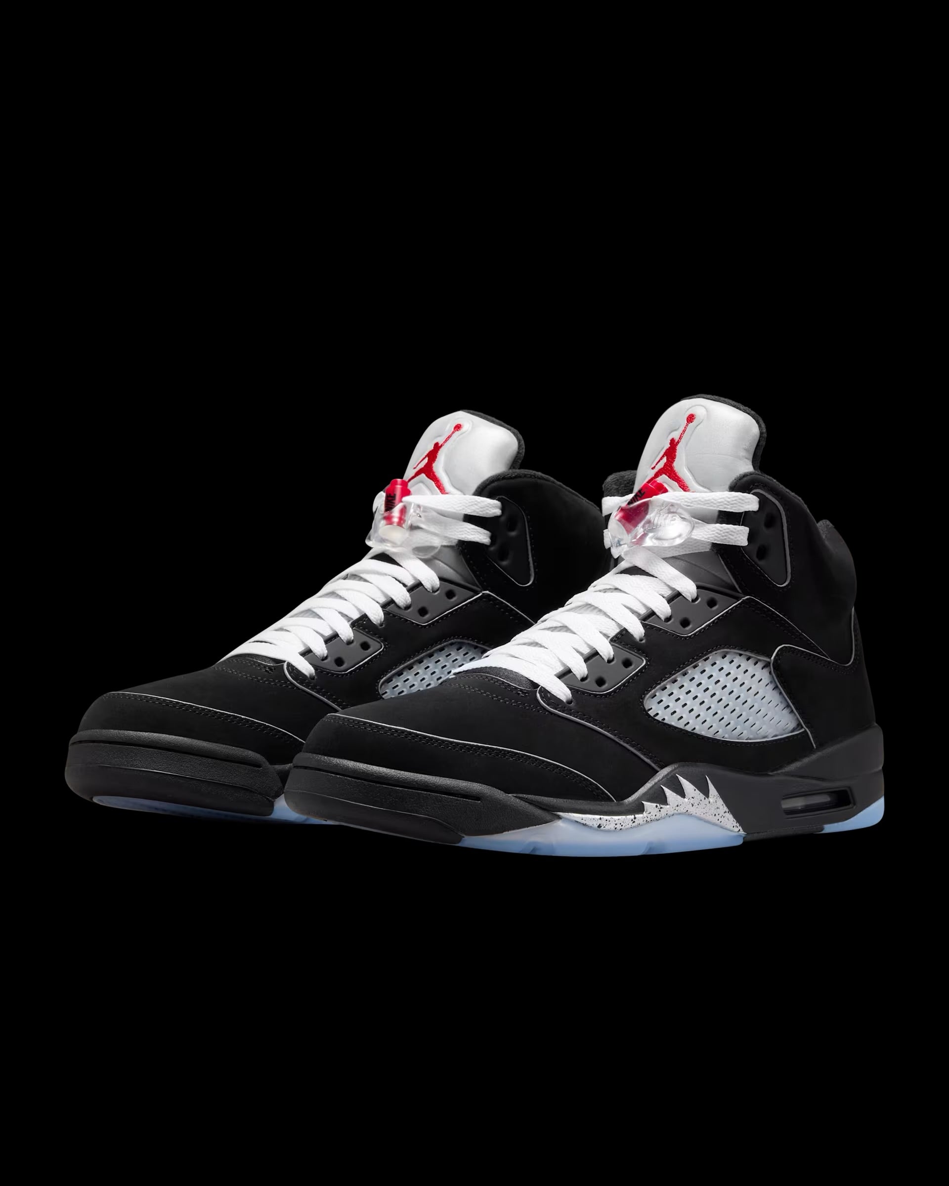 Jordan 5 Black Reimagined