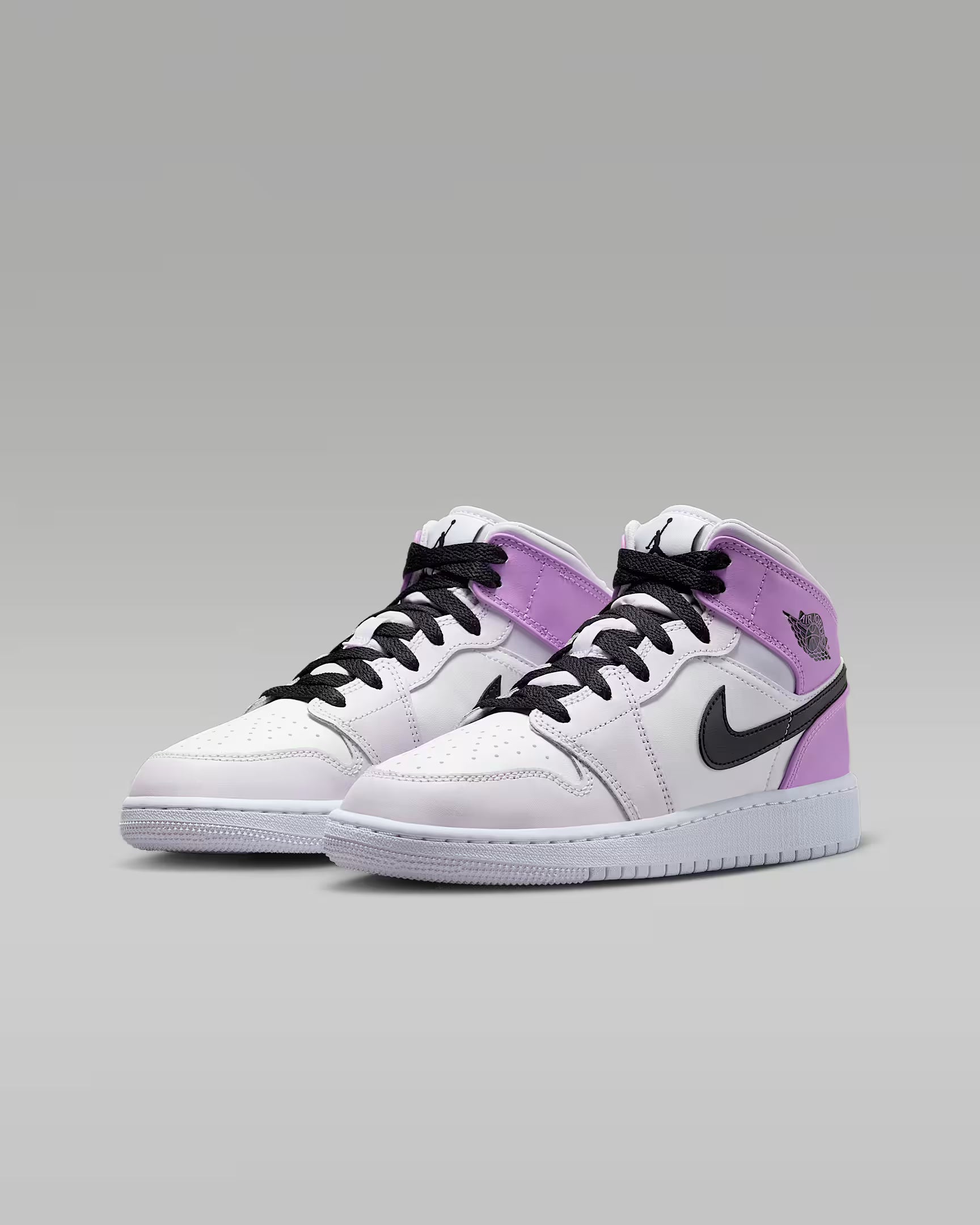 Air Jordan 1 Mid 'Barely Grape' (GS)